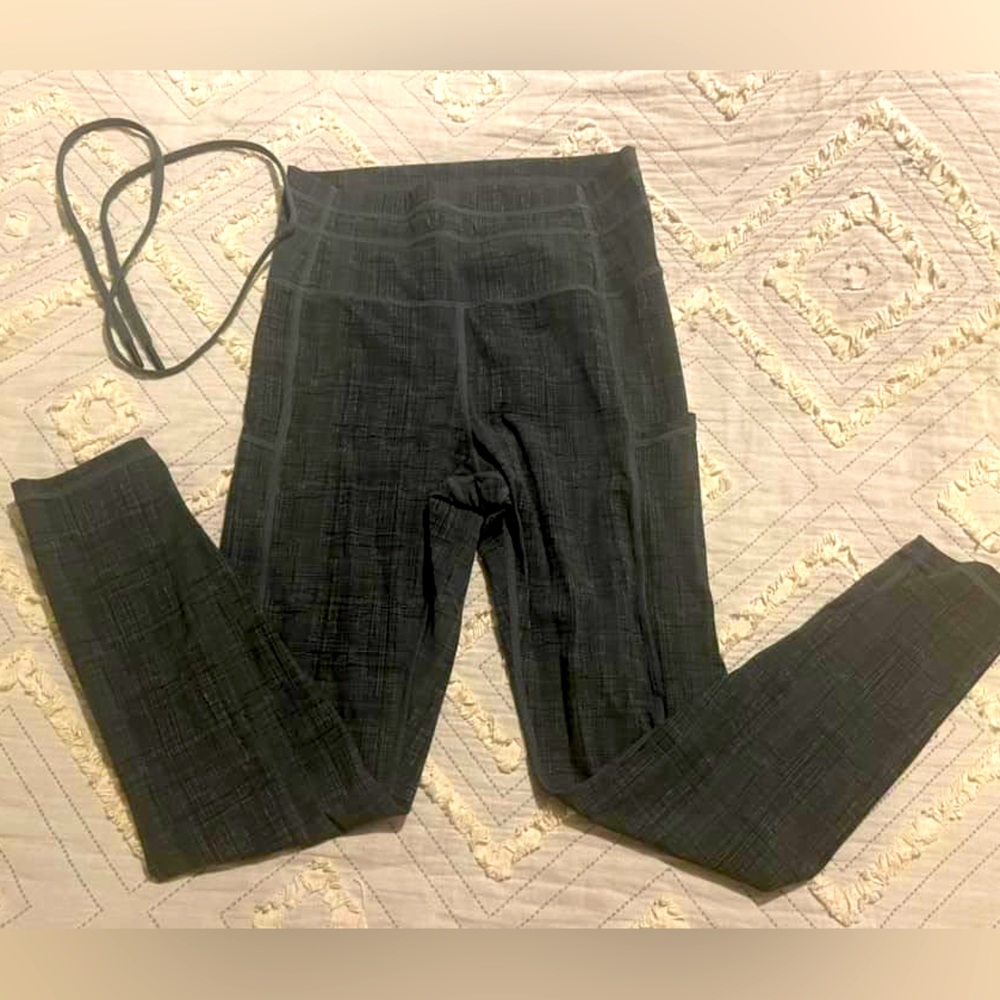 ZYIA drawstring leggings sz 4